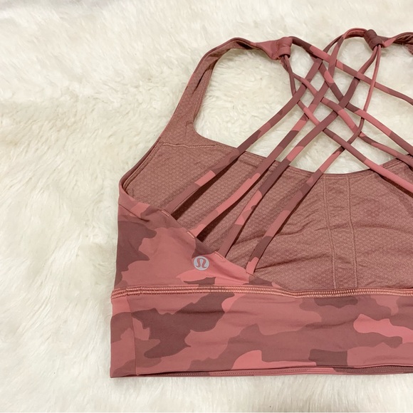 Lululemon Free to be longline bra pink camo - Picture 4 of 7